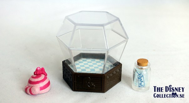 aliceinwonderland_cakes4