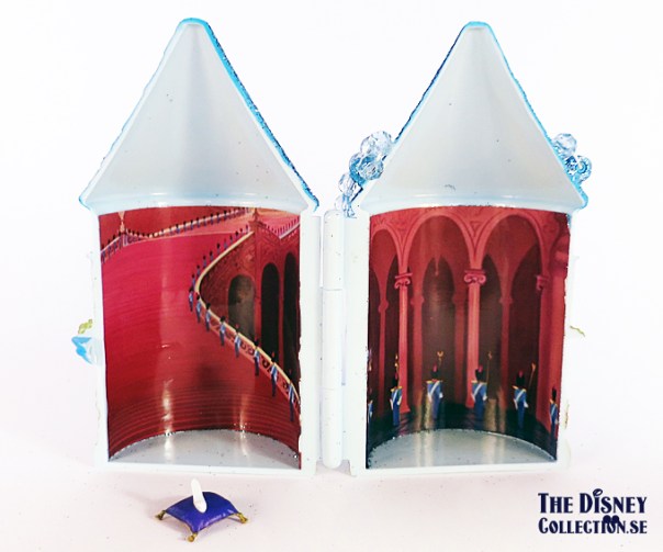 cinderella_castleset_disneystore-2