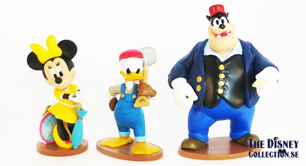 mickey_mouse_disneystore2