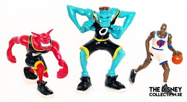 space-jam-Tune-squad-vs-monstars-full-court-gift-set4