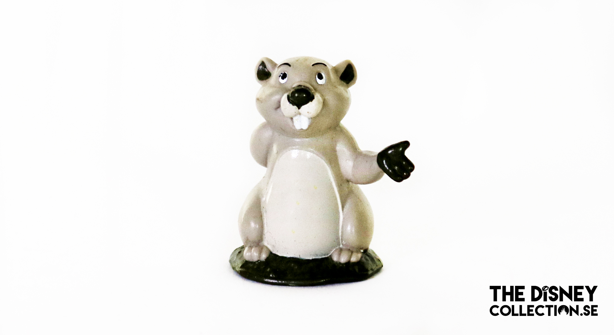 winnie-the-pooh-figure